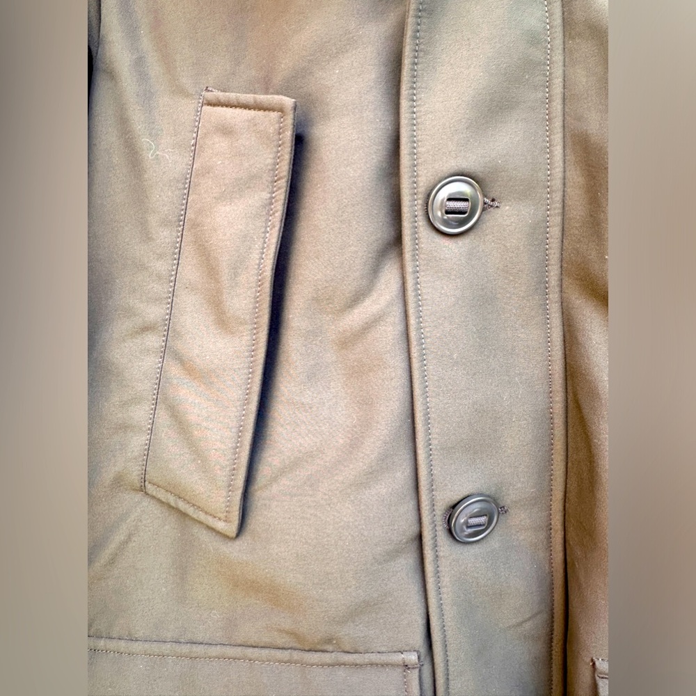 Uniqlo winter jacket - Picture 2 of 10